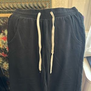 Ivory Ella Relaxed Joggers, black